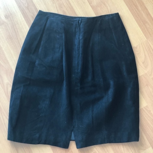 Chia Suede Leather Skirt Size 8 - Picture 4 of 13